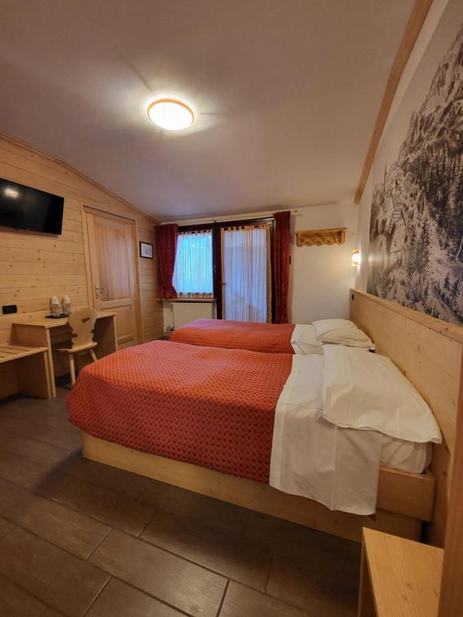 Hotel Raibl E Appartamenti Тарвизио Екстериор снимка