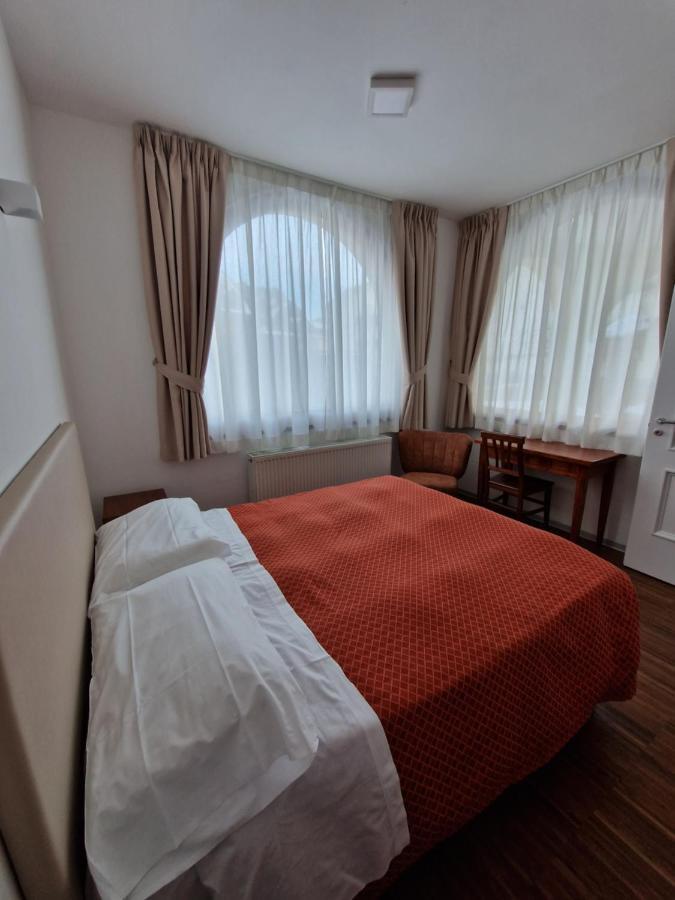 Hotel Raibl E Appartamenti Тарвизио Екстериор снимка