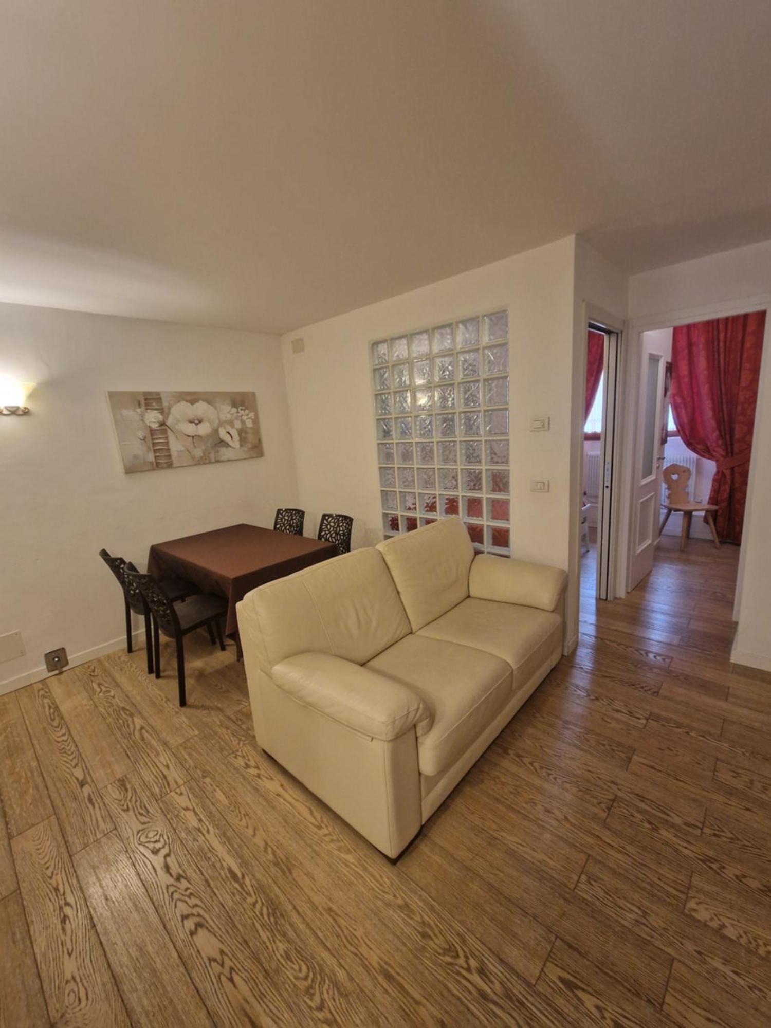 Hotel Raibl E Appartamenti Тарвизио Екстериор снимка