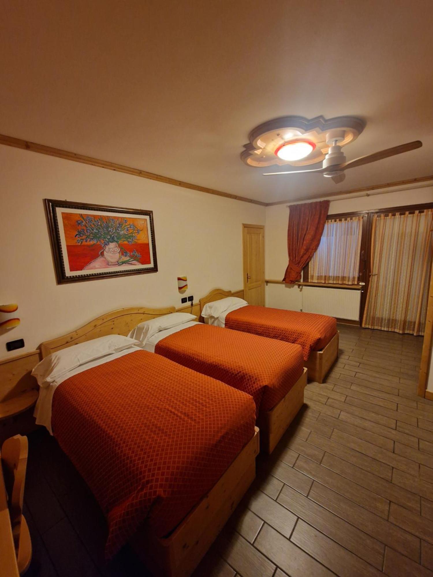 Hotel Raibl E Appartamenti Тарвизио Екстериор снимка