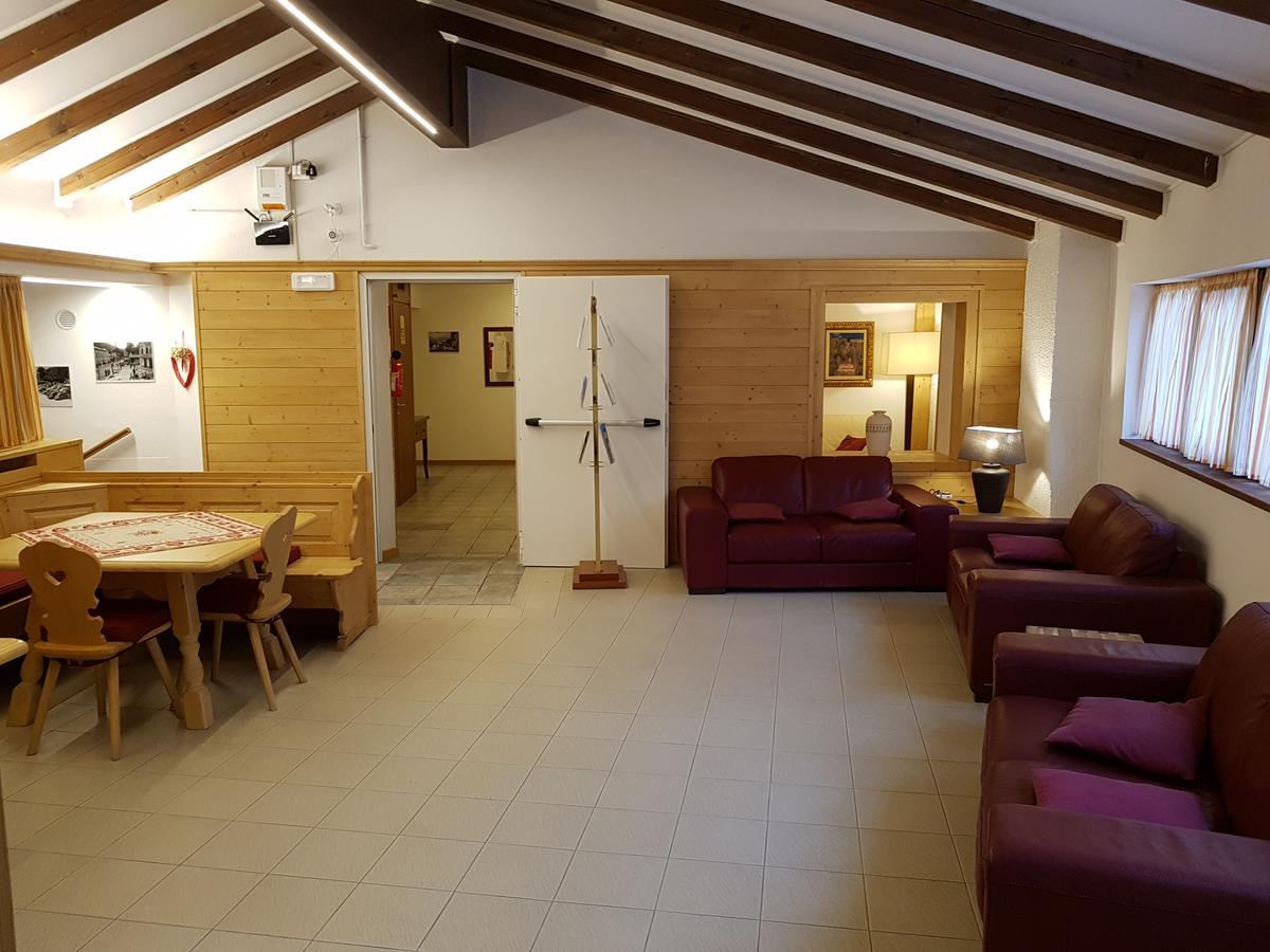 Hotel Raibl E Appartamenti Тарвизио Екстериор снимка